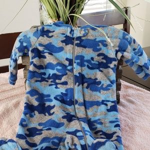 Gerber newborn zip up sleepers